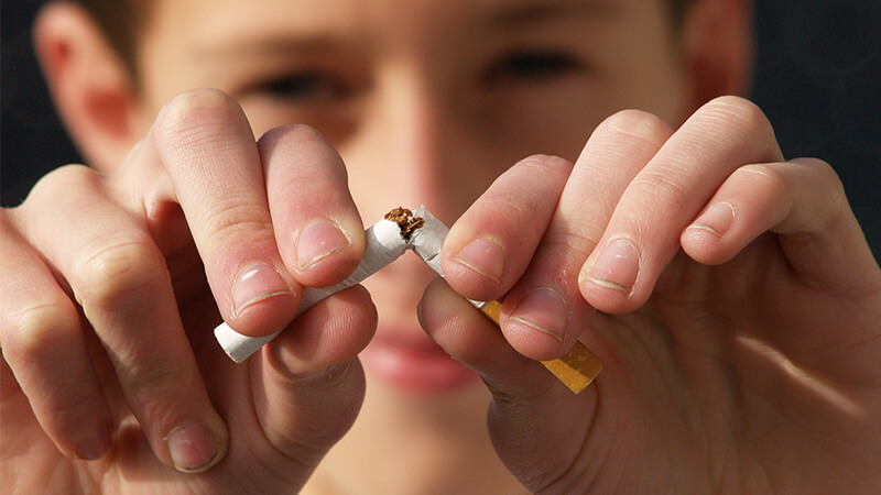 Cara Meninggikan Badan Secara Alami - Hindari Merokok