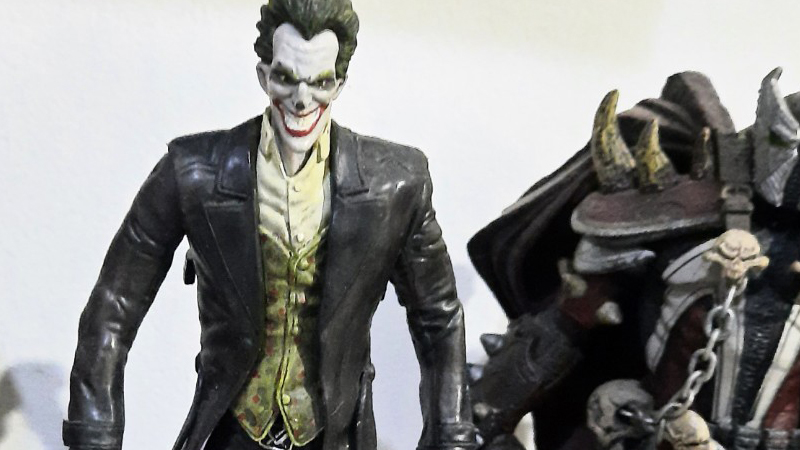 Cara Memilih Action Figure Joker Berkualitas Terbaik